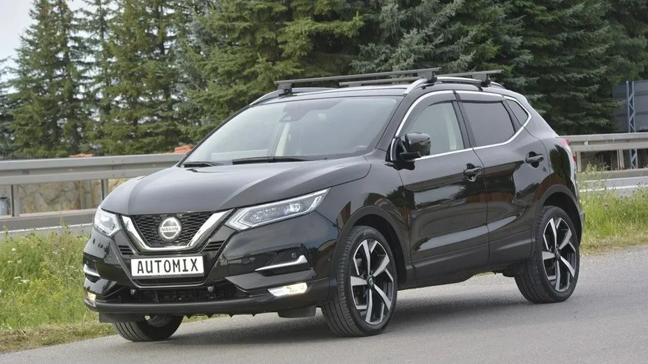 NISSAN Qashqai -