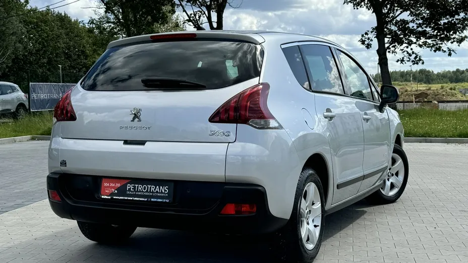 PEUGEOT 3008 -