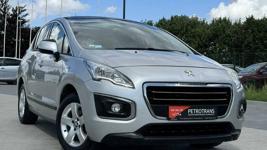 PEUGEOT 3008 -