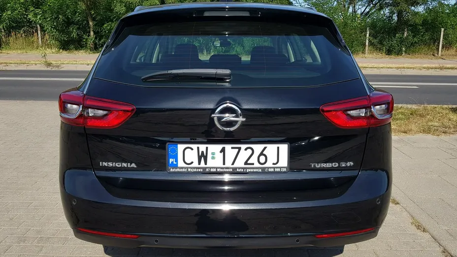 OPEL Insignia -