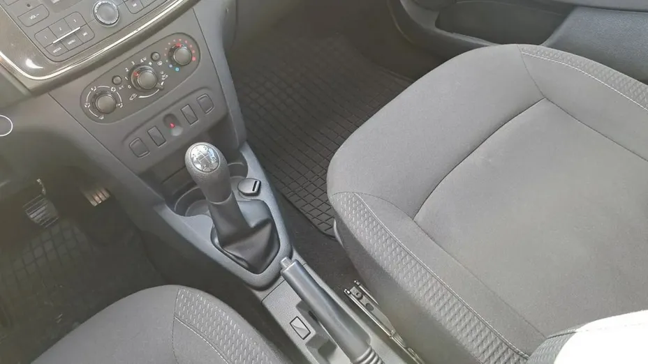 DACIA Sandero -