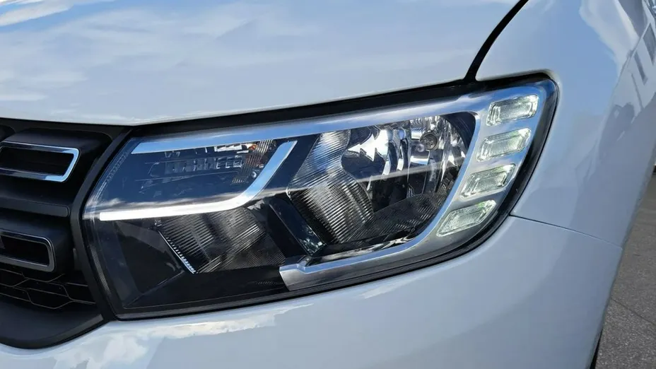 DACIA Sandero -