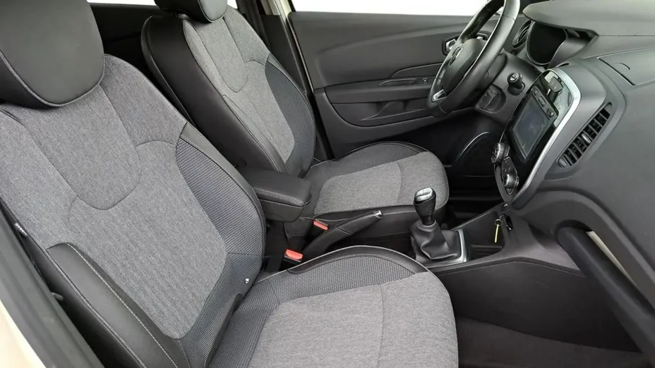 RENAULT Captur -