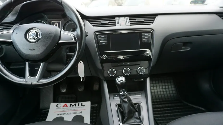 SKODA Octavia -