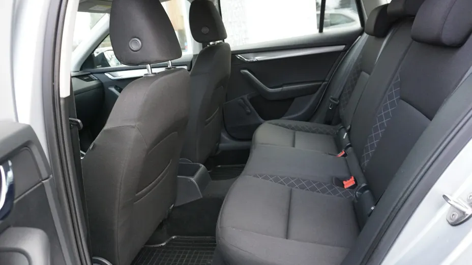 SKODA Octavia -