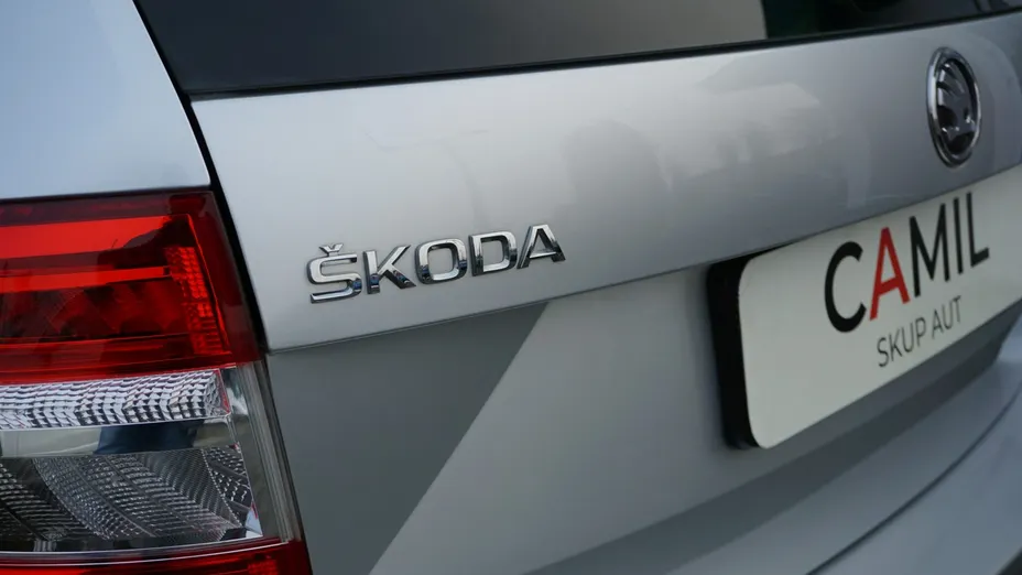 SKODA Octavia -