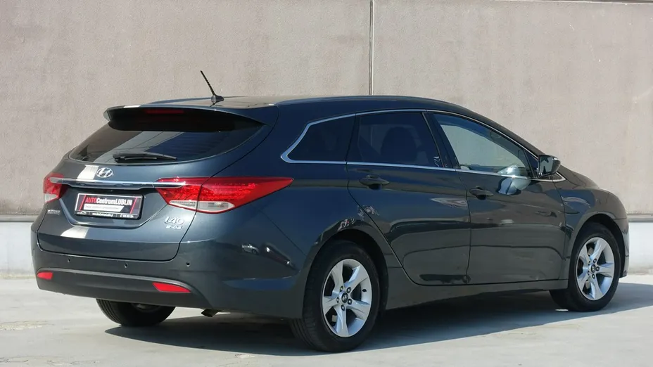HYUNDAI i40 -