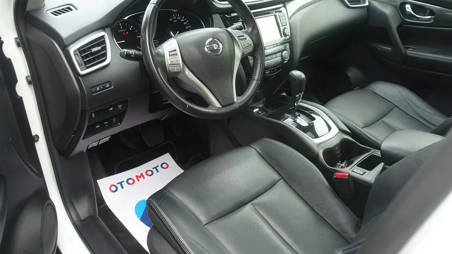 NISSAN X-Trail -