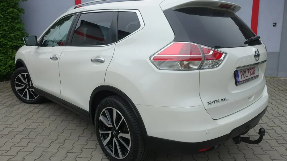 NISSAN X-Trail -