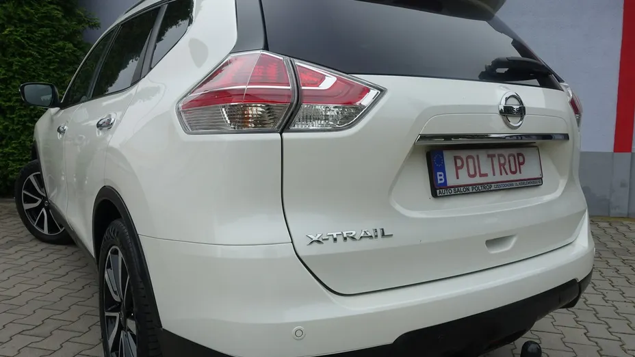 NISSAN X-Trail -
