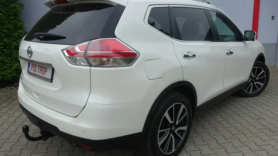 NISSAN X-Trail -
