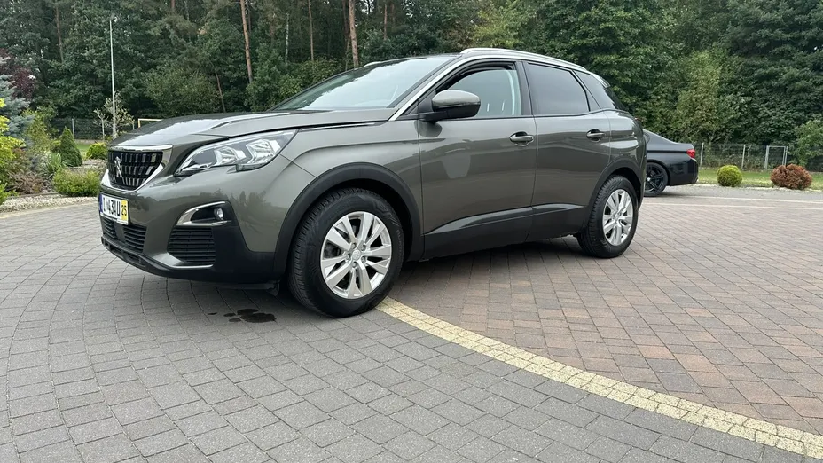 PEUGEOT 3008 -