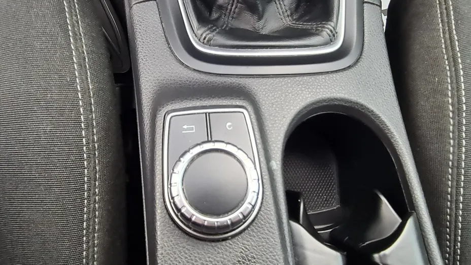 MERCEDES-BENZ B Klasa -