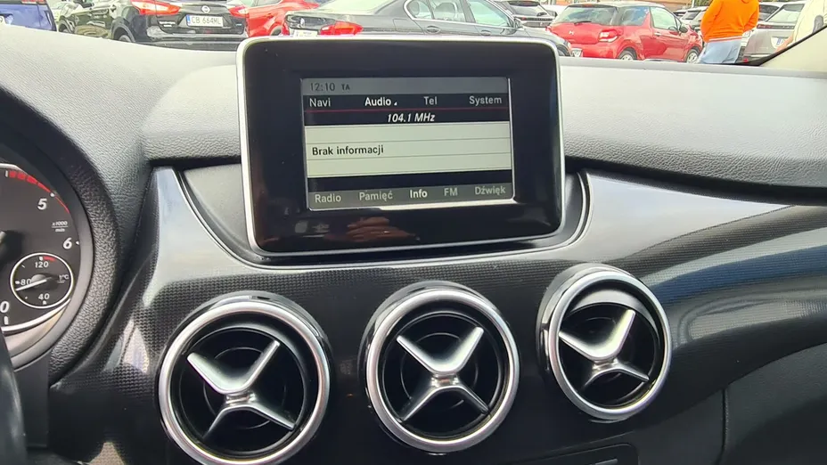 MERCEDES-BENZ B Klasa -