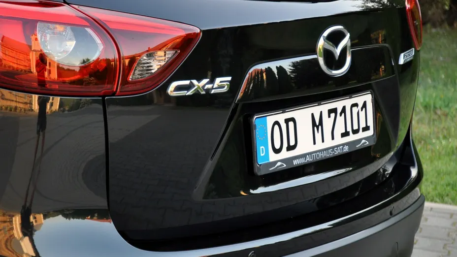 MAZDA CX-5 -
