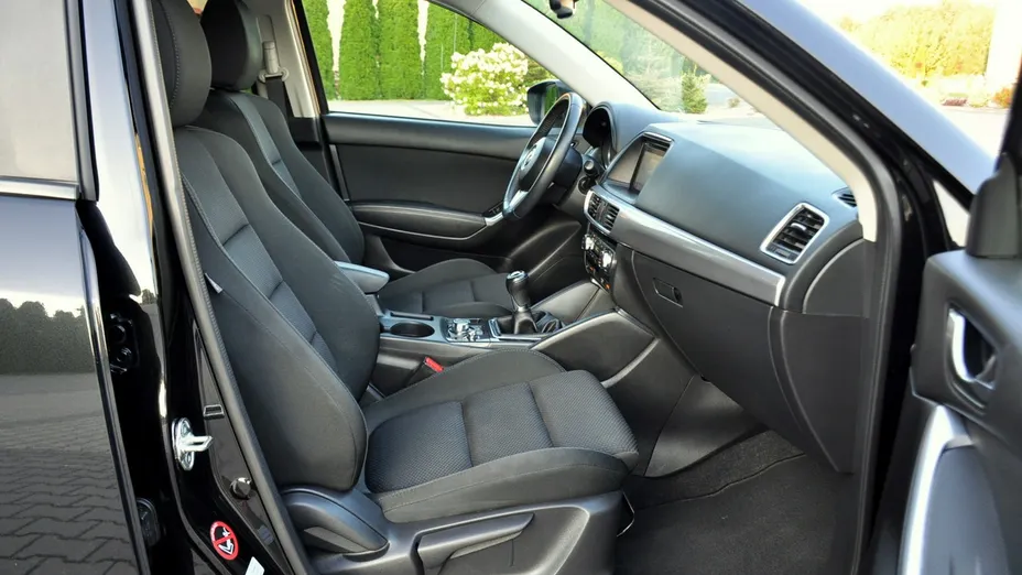 MAZDA CX-5 -