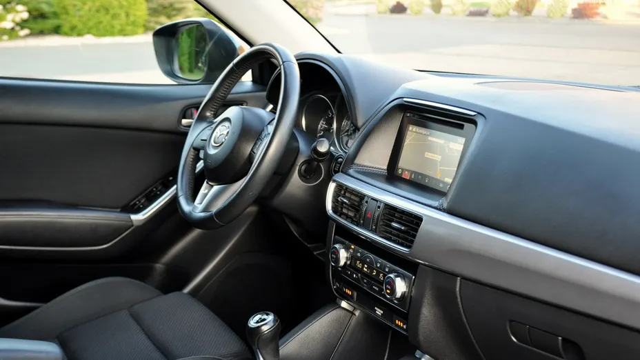 MAZDA CX-5 -