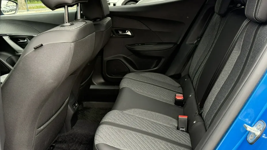 PEUGEOT 2008 -