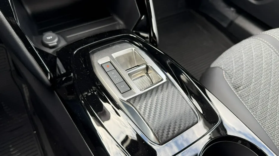 PEUGEOT 2008 -