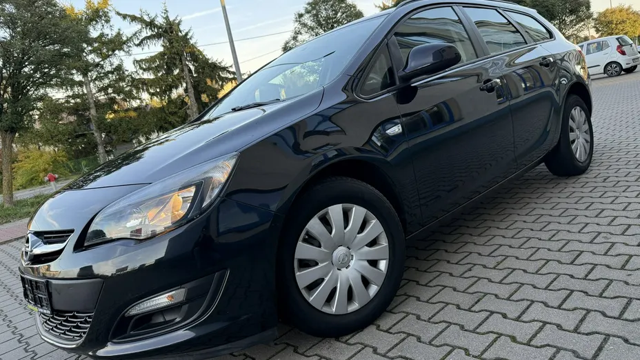 OPEL Astra -
