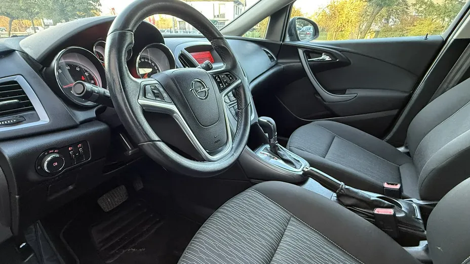 OPEL Astra -