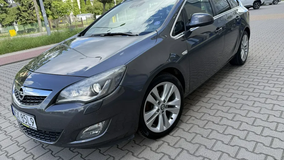OPEL Astra -