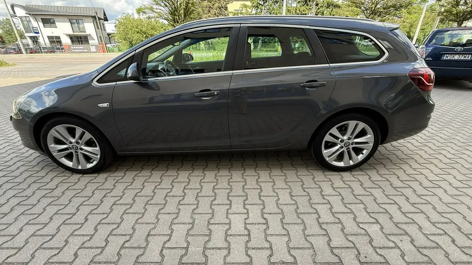 OPEL Astra -
