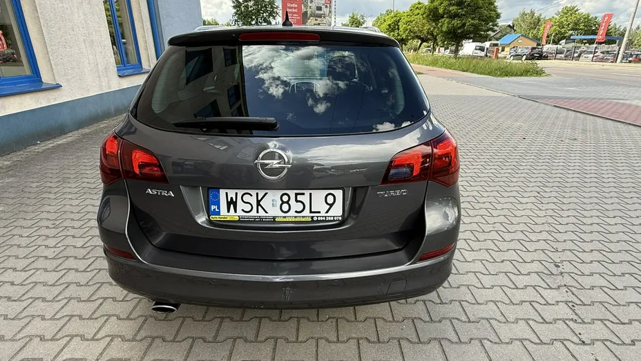 OPEL Astra -