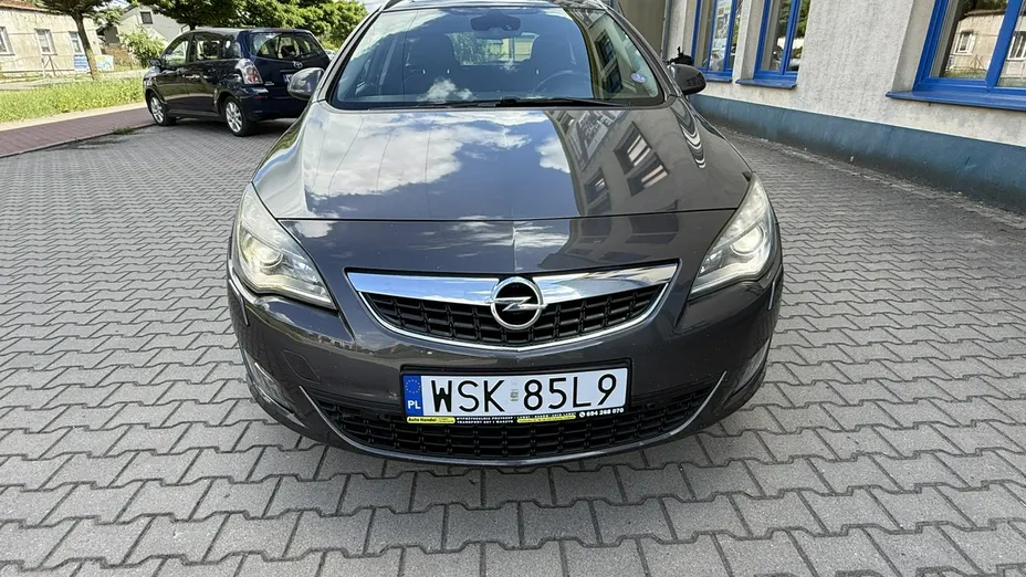 OPEL Astra -