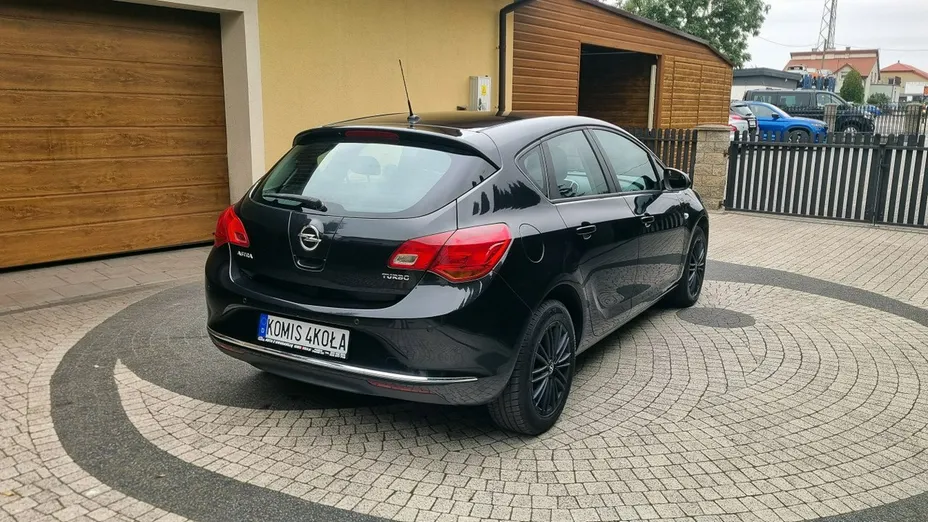 OPEL Astra -