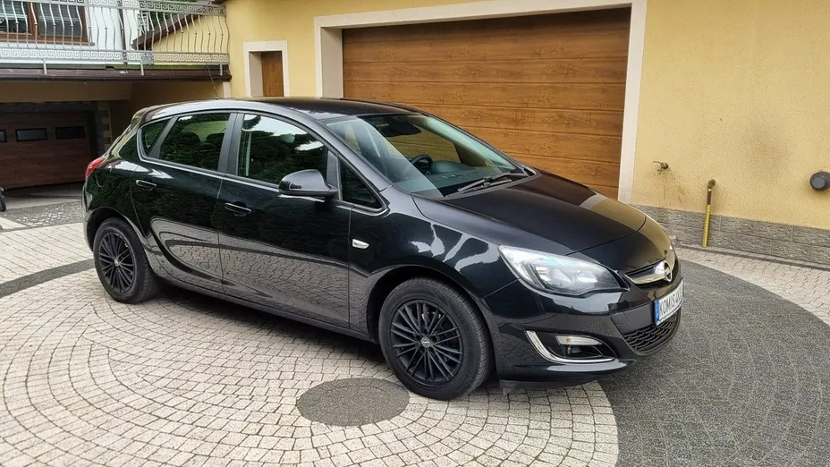 OPEL Astra -