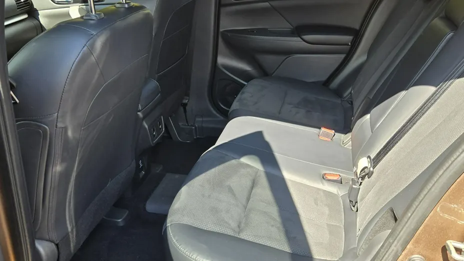 MITSUBISHI Eclipse Cross -