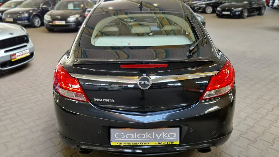 OPEL Insignia -