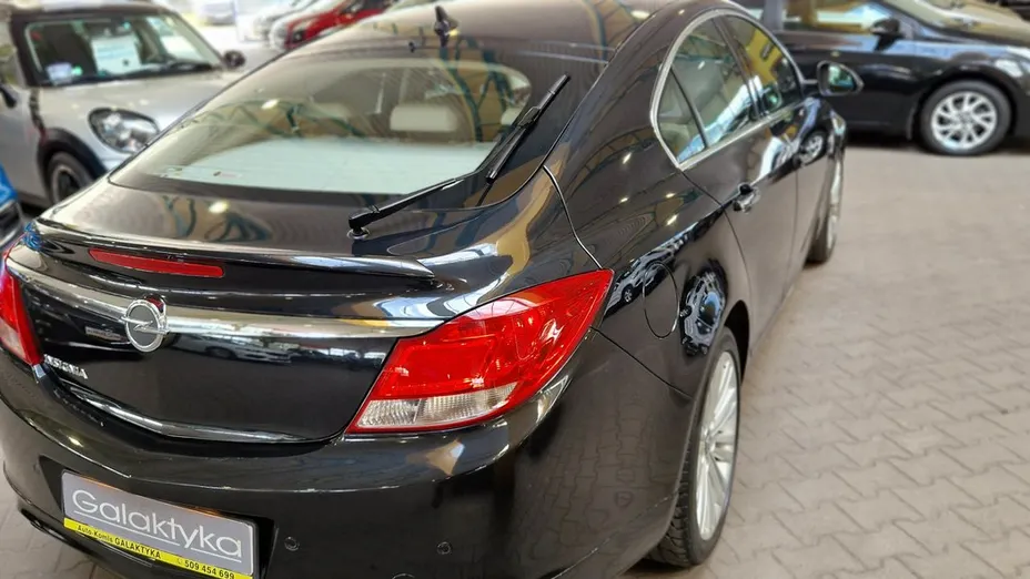 OPEL Insignia -