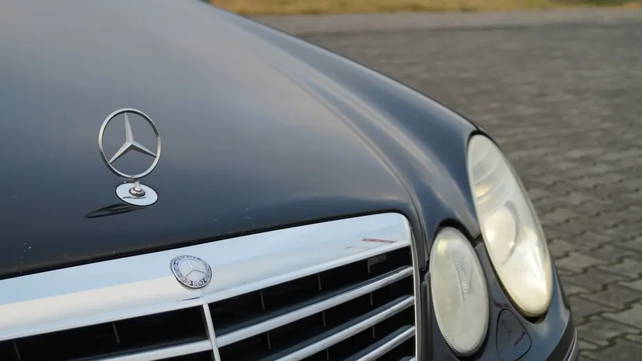 MERCEDES-BENZ E Klasa -