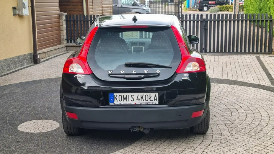 VOLVO C30 -