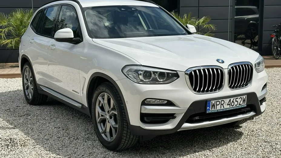 BMW X3 -
