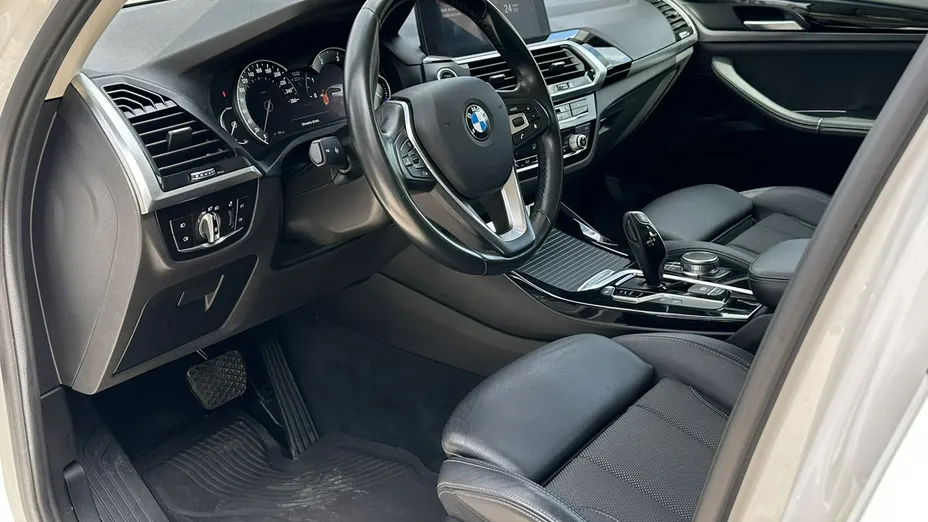 BMW X3 -