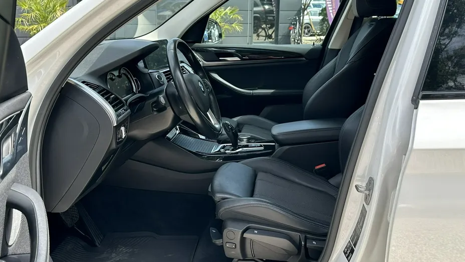 BMW X3 -