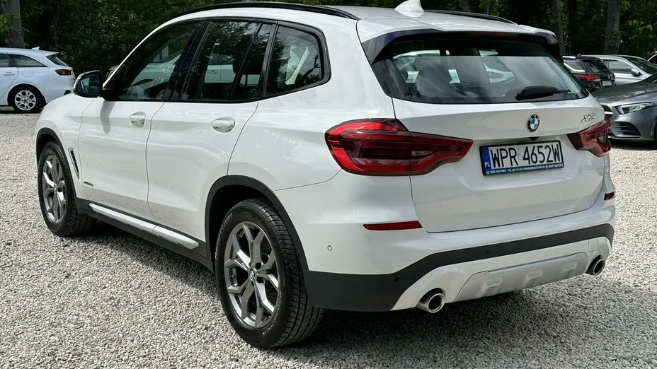 BMW X3 -