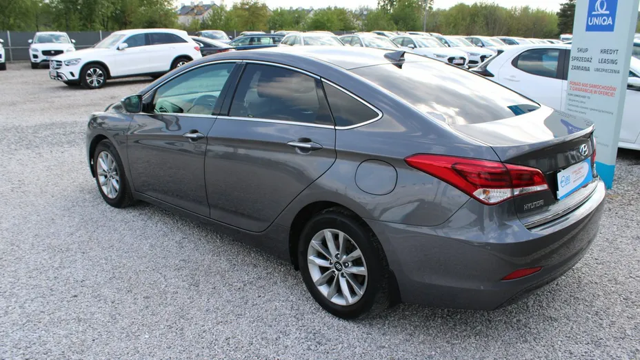HYUNDAI i40 -