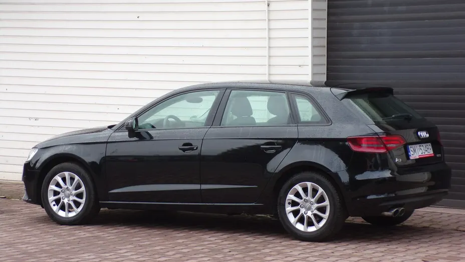 AUDI A3 -