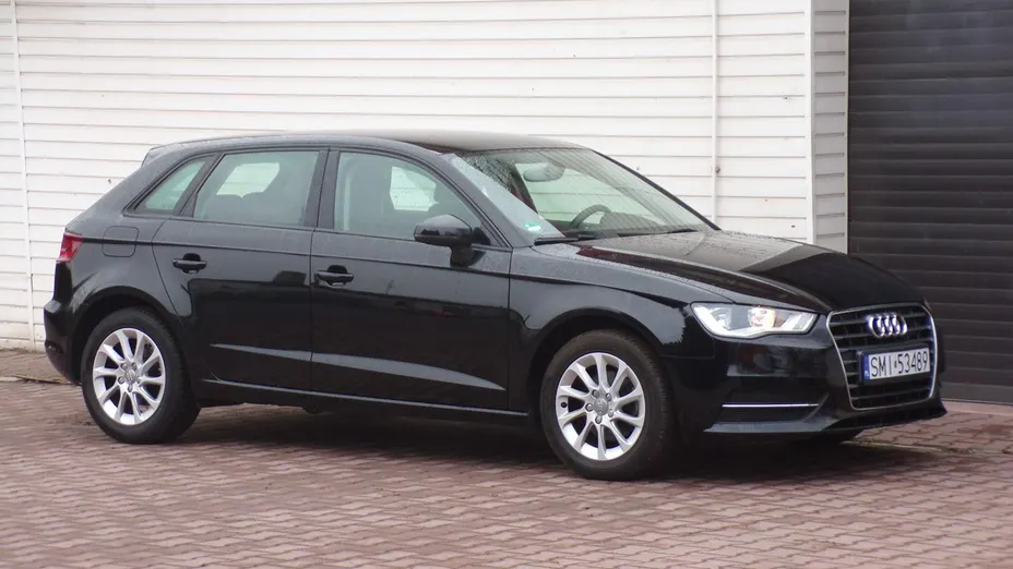 AUDI A3 -