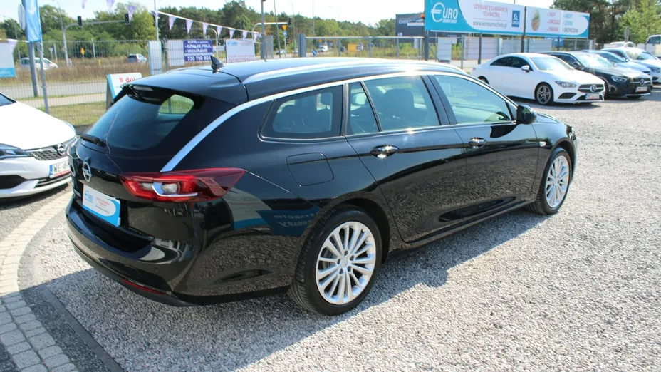 OPEL Insignia -