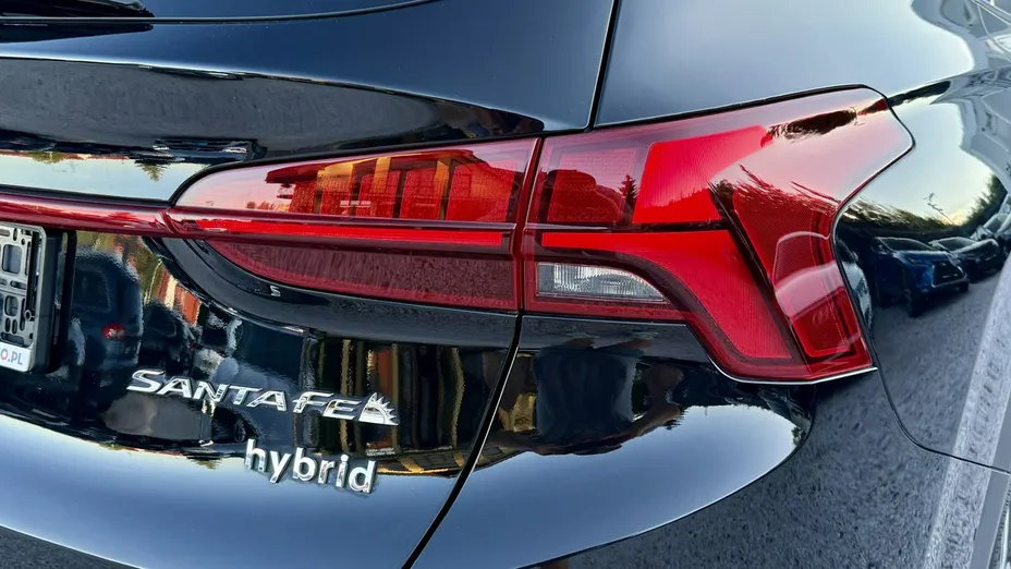 HYUNDAI Santa Fe -