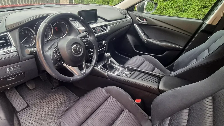 MAZDA 6 -