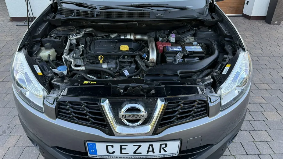 NISSAN Qashqai -