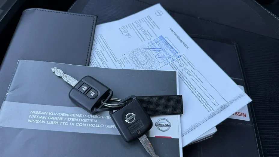 NISSAN Qashqai -