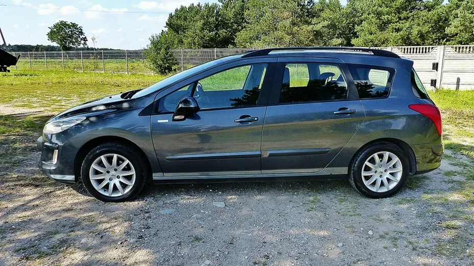 PEUGEOT 308 -