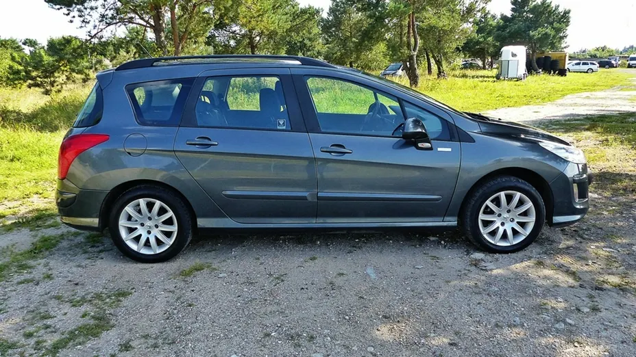 PEUGEOT 308 -